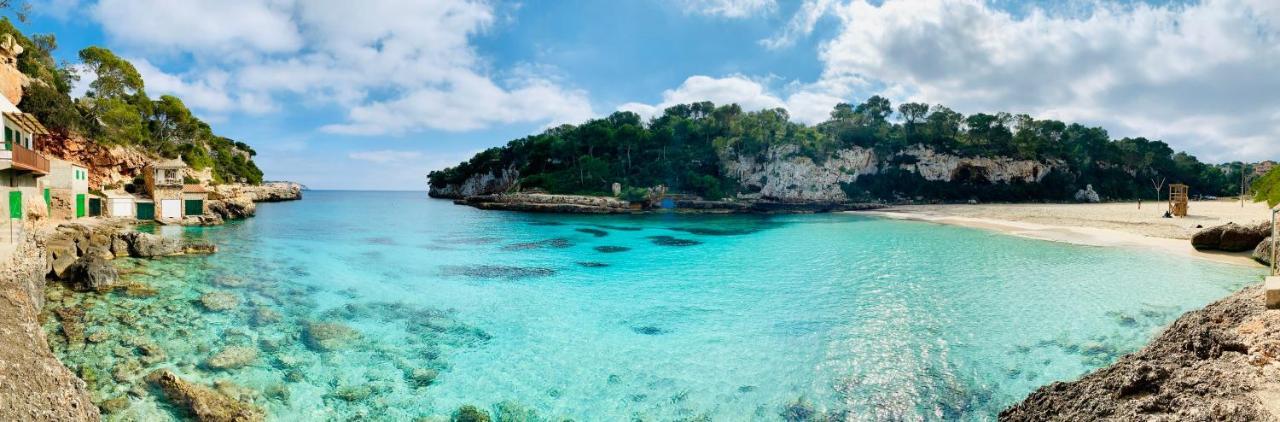 Hostal Cala Llombards Экстерьер фото